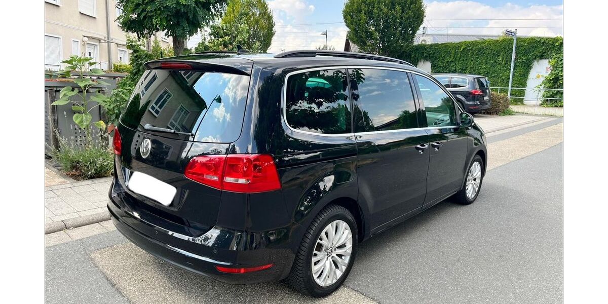 VW Sharan 230.000 km 10.699 &euro; Frankfurt am Main 60488