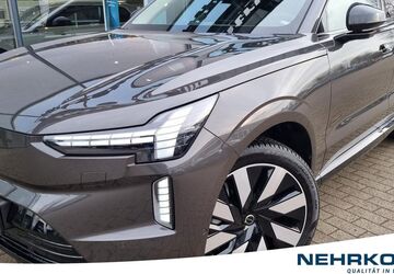 Volvo EX90 11.900 km 71.990 &euro; Flensburg 24941
