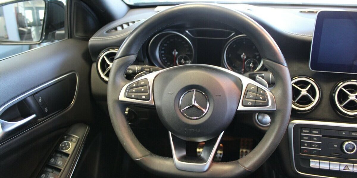 Mercedes-Benz A 180 d 7G-DCT Peak Edition AMG 56.472 km 19.980 &euro; Euskirchen 53881