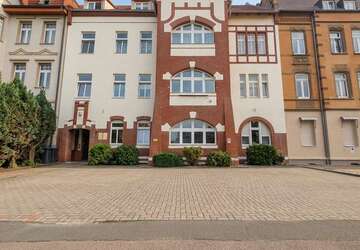 Wohnung Bitterfeld Bitterfeld - 5 Zimmer, 142 m&sup2;, 1.050&euro; | Angebot:27311887