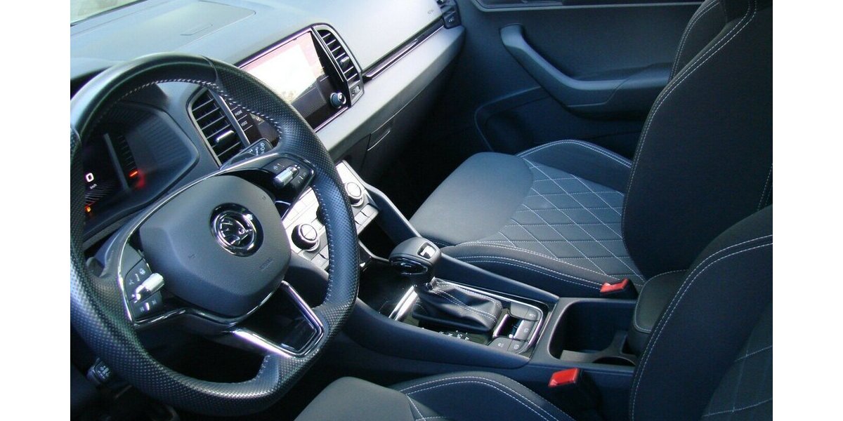 Skoda Karoq 1.5TSi Sportline ACC Navi LED Kamera 33.284 km 28.980 &euro; Falkensee 14612