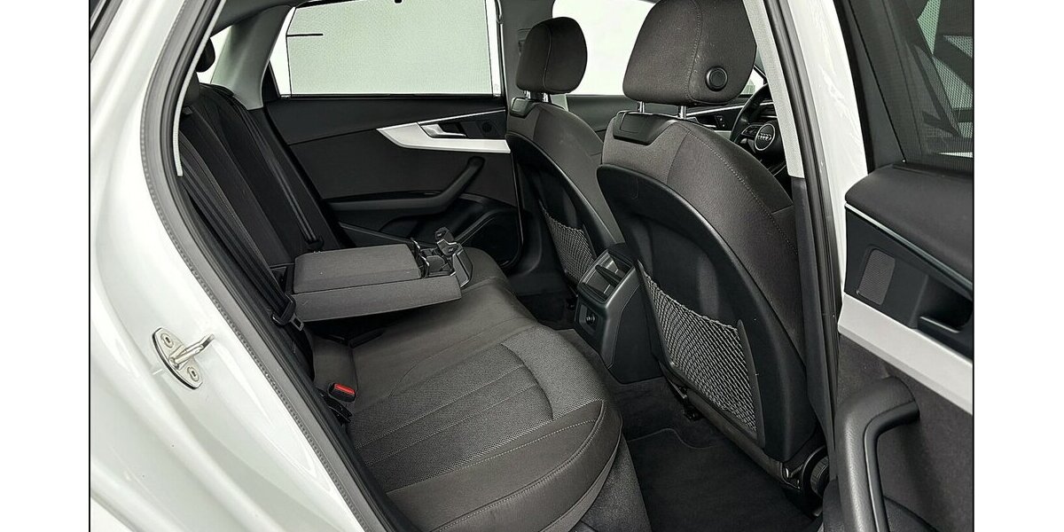 Audi A4 30 TDI Limo Aut. LED Matrix Assist. AHK 94.500 km 20.890 &euro; Stade 21682
