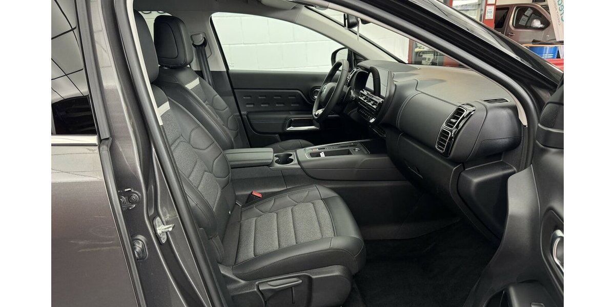 Citroen C5 Aircross 145 Mild-Hybrid MAX Rückfahrkamera 33.101 km 20.590 &euro; Lich 35423