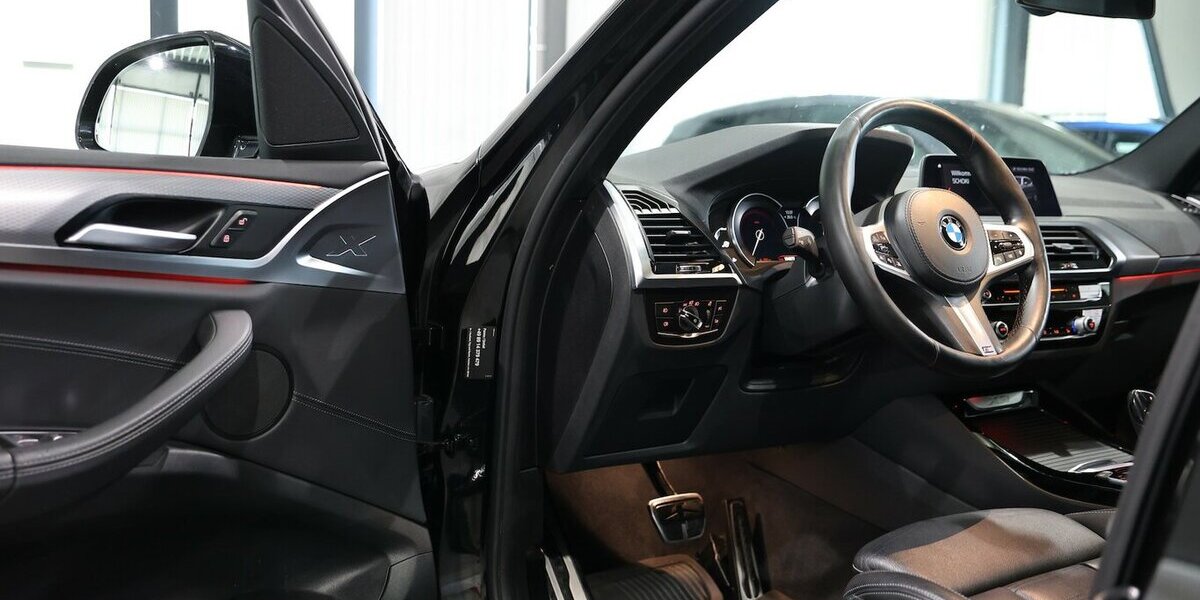 BMW X3 xDrive 30d M-SPORT SHADOW INNOVATION / TOP 164.000 km 27.993 &euro; Hamm 59077