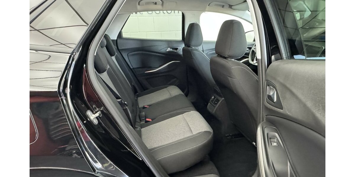 Opel Grandland 1.2 Turbo GS Line CarPlay Cam 43.999 km 16.830 &euro; Lich 35423