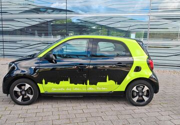 Smart ForFour 34.317 km 7.500 &euro; Frankfurt am/Main 60389