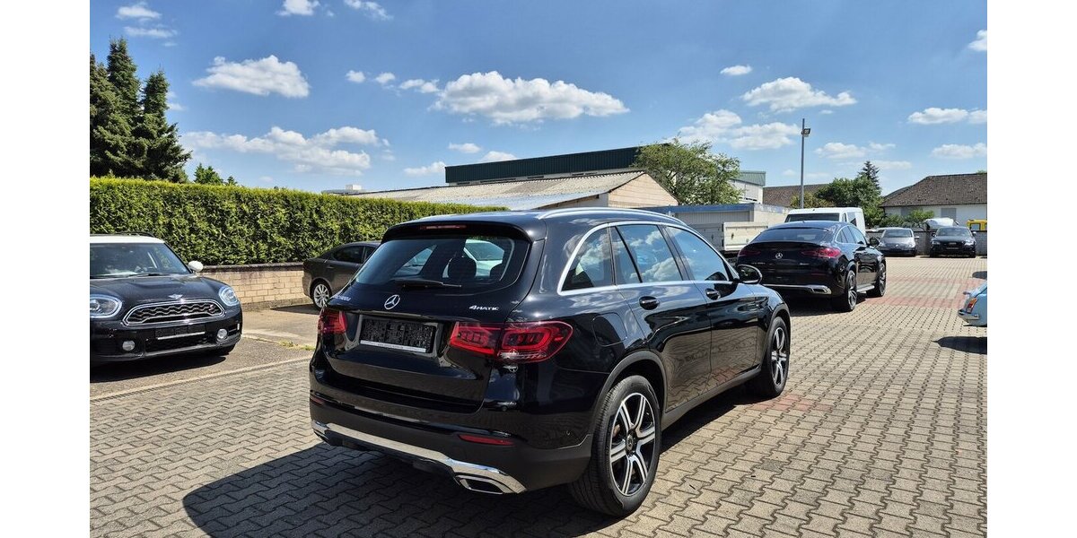 Mercedes-Benz GLC 400 d 4M Rückfahrkamera, LED-Scheinwerfer, Nav 160.000 km 28.690 &euro; Rodgau 63110