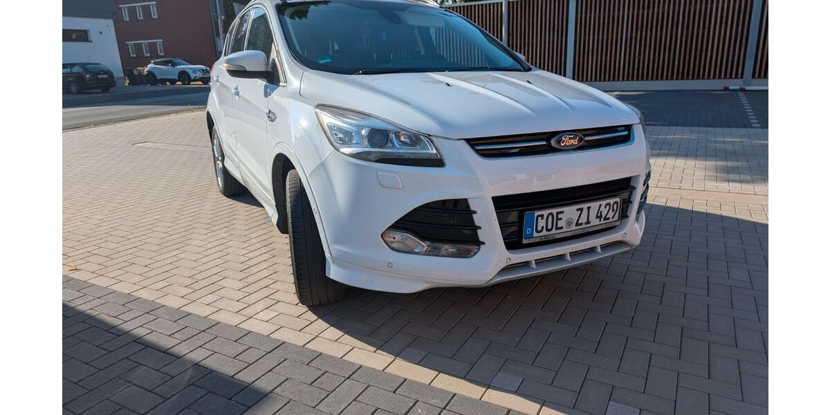 Ford Kuga 225.586 km 6.900 &euro; Rosendahl 48720