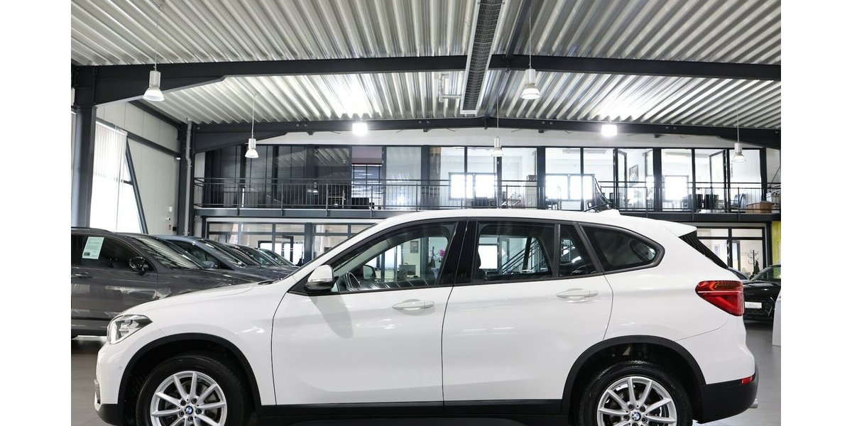BMW X1 sDrive 18i Advantage WHITE / AUTOMATIK / 89.000 km 16.331 &euro; Hamm 59077