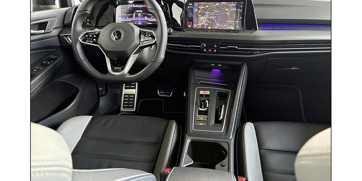 VW Golf VIII GTD LED Pano Kamera VirtualCockpit ACC 49.999 km 32.290 &euro; Stade 21682