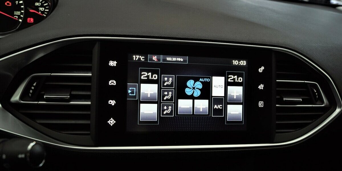Peugeot 308 SW Allure BlueHDi 150 Motor Problem 193.000 km 1.890 &euro; Lich 35423