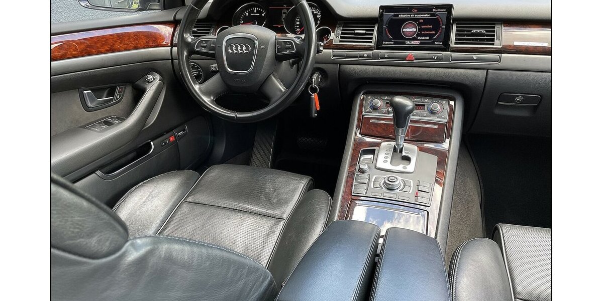 Audi A8 3.0 TDI qu Lang GSD Massage AHK ACC Softcl TV 215.000 km 11.999 &euro; Stade 21682