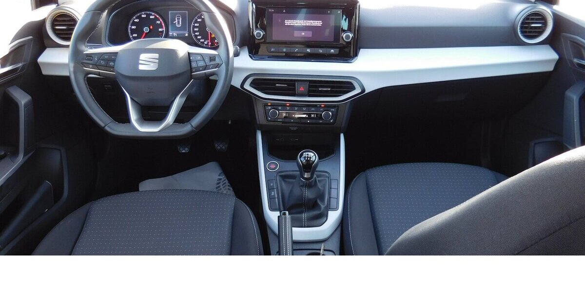 Seat Arona 1.0 Style TSI BMT Klima Navi LED Alu 15.000 km 15.990 &euro; Vordorf 38533