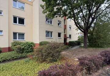 Wohnung Wiesbaden Nordost - 3 Zimmer, 82 m&sup2;, 900&euro; | Angebot:27313645