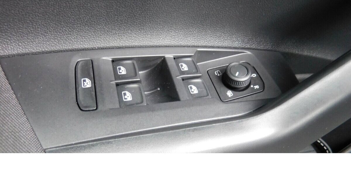 VW Polo 1.0 Life MPI BMT 4Trg Klima Navi LED 10.200 km 16.690 &euro; Vordorf 38533