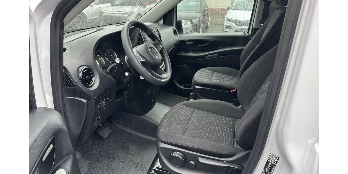 Mercedes-Benz Vito Tourer 114 CDI Pro extralang 37.257 km 35.581 &euro; Mainz 55122