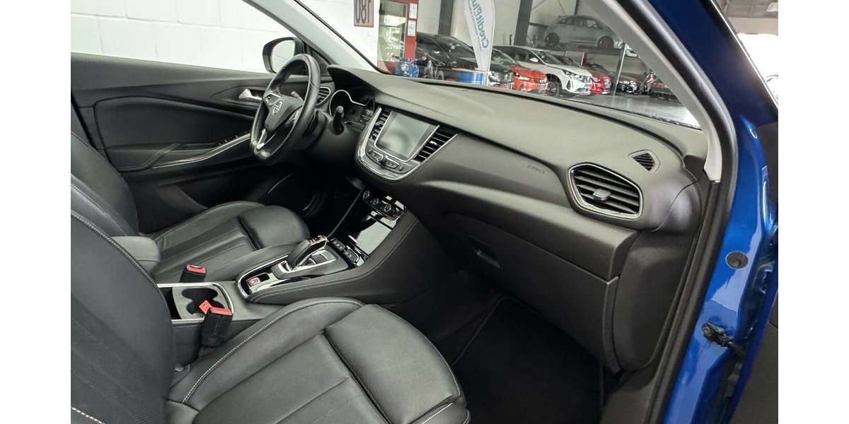 Opel Grandland 1.6 Ultimate Plug-in-Hybrid 4 Kamera 28.595 km 20.760 &euro; Lich 35423