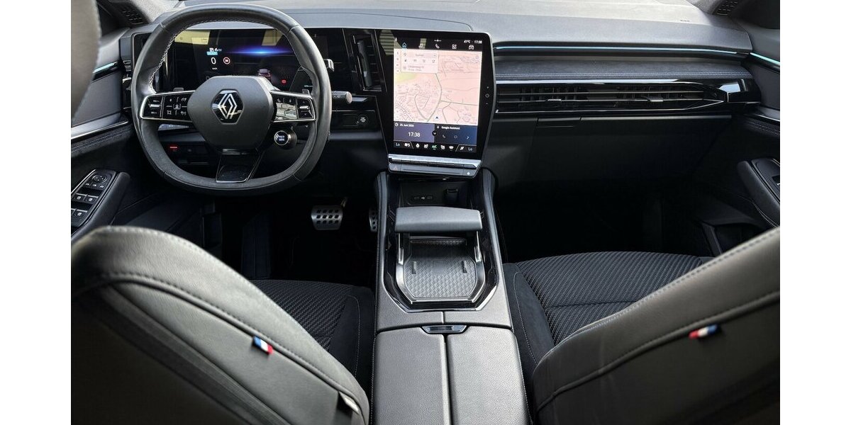 Renault Austral Iconic Esprit Alpine 360°/CARPLAY/NAVI 45.964 km 24.800 &euro; Villingen-Schwenningen 78054