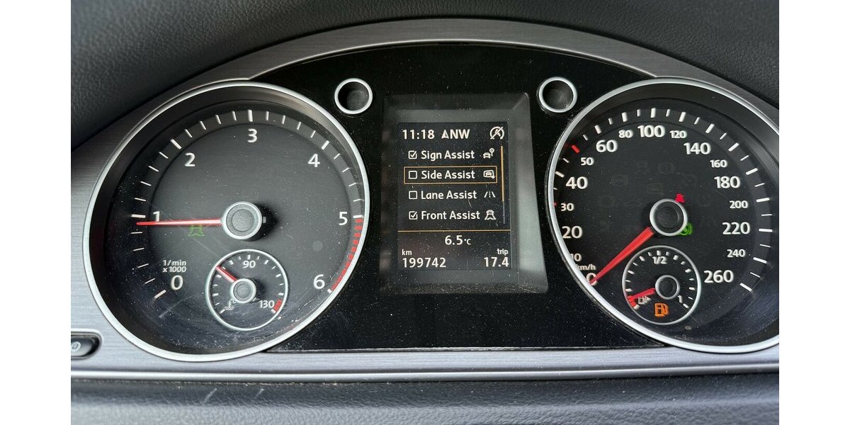 VW Passat Variant 2.0 TDI DSG 4Motion Kamera LED 198.100 km 9.300 &euro; Altdorf 84032