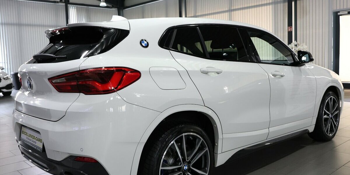 BMW X2 M35i xDrive M-SPORT WHITE / HEAD-UP / LED 114.000 km 23.888 &euro; Hamm 59077