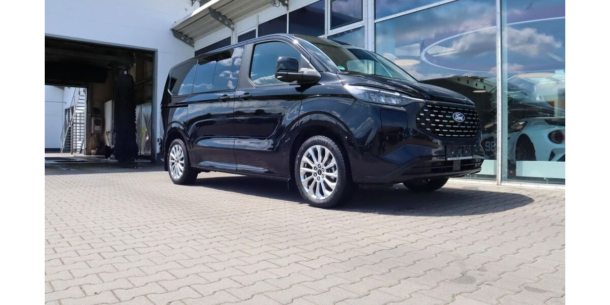 Ford Tourneo Custom 17.500 km 57.980 &euro; Cham 93413