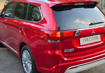 Mitsubishi Plug-in Hybrid Outlander 101.470 km 18.379 &euro; Siegen 57080