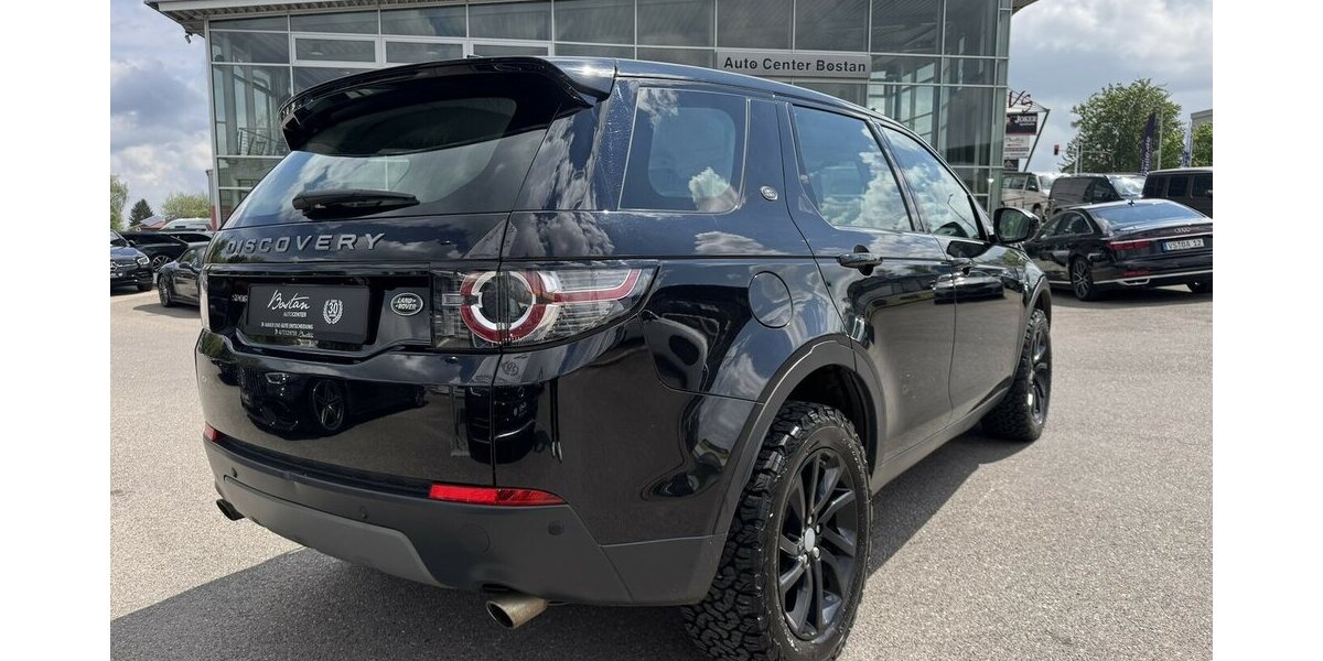 Land Rover Discovery Sport 2.0 Td4 SE AWD/AHK/KAMERA/KLIMA 111.402 km 13.900 &euro; Villingen-Schwenningen 78054