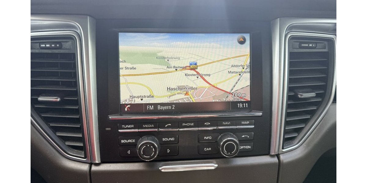 Porsche Macan S Diesel Panorama Standheizung LED AHK 188.100 km 16.900 &euro; Altdorf 84032