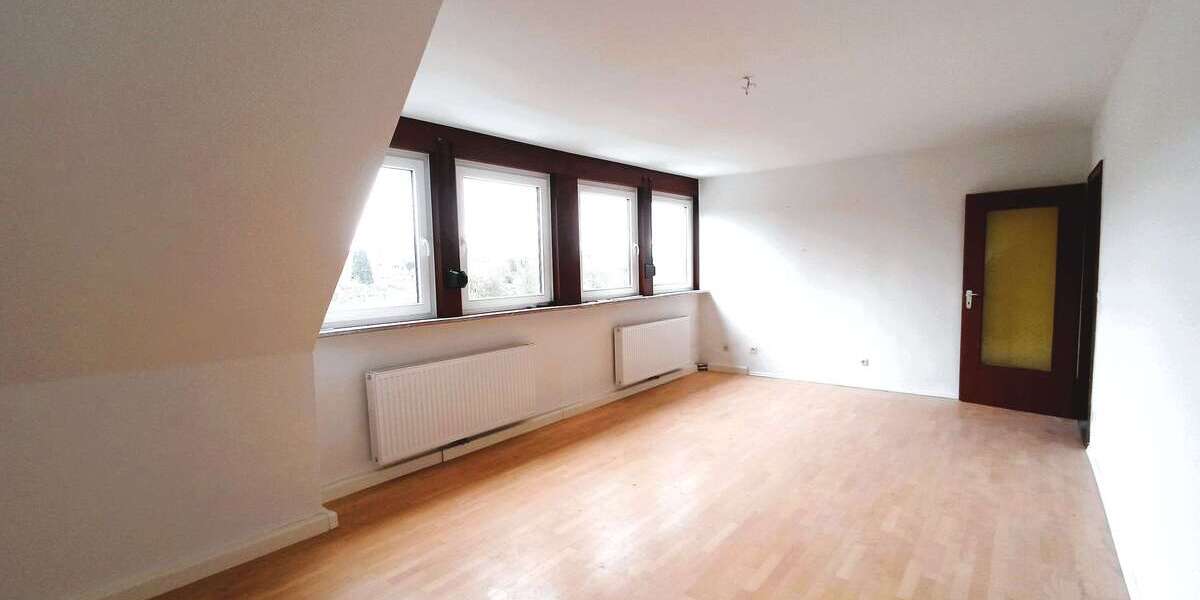 Etagenwohnung Mülheim an der Ruhr Altstadt II - 5 Zimmer, 90 m&sup2;, 630&euro; | Angebot:27010371