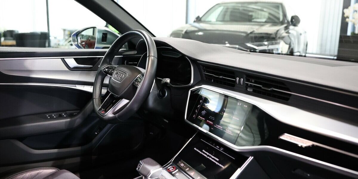 Audi S6 Avant 3.0 TDI Q S-LINE / MATRIX-LED / S-SITZE 120.000 km 40.996 &euro; Hamm 59077
