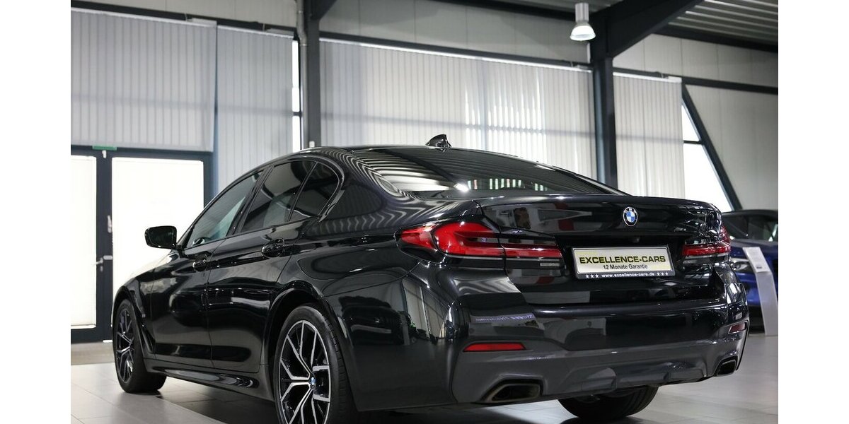 BMW 530d xDrive M-SPORT / SCHIEBEDACH,LASER,H/K,HUD 154.000 km 35.555 &euro; Hamm 59077