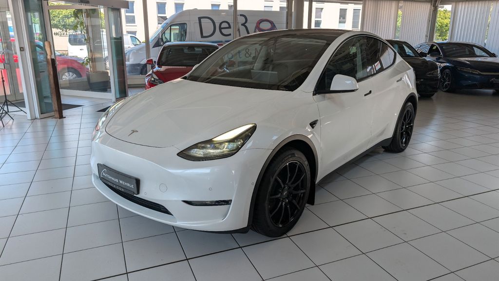 Tesla Model Y 126.600 km 28.990 &euro; Gundelfingen bei Freiburg 79194
