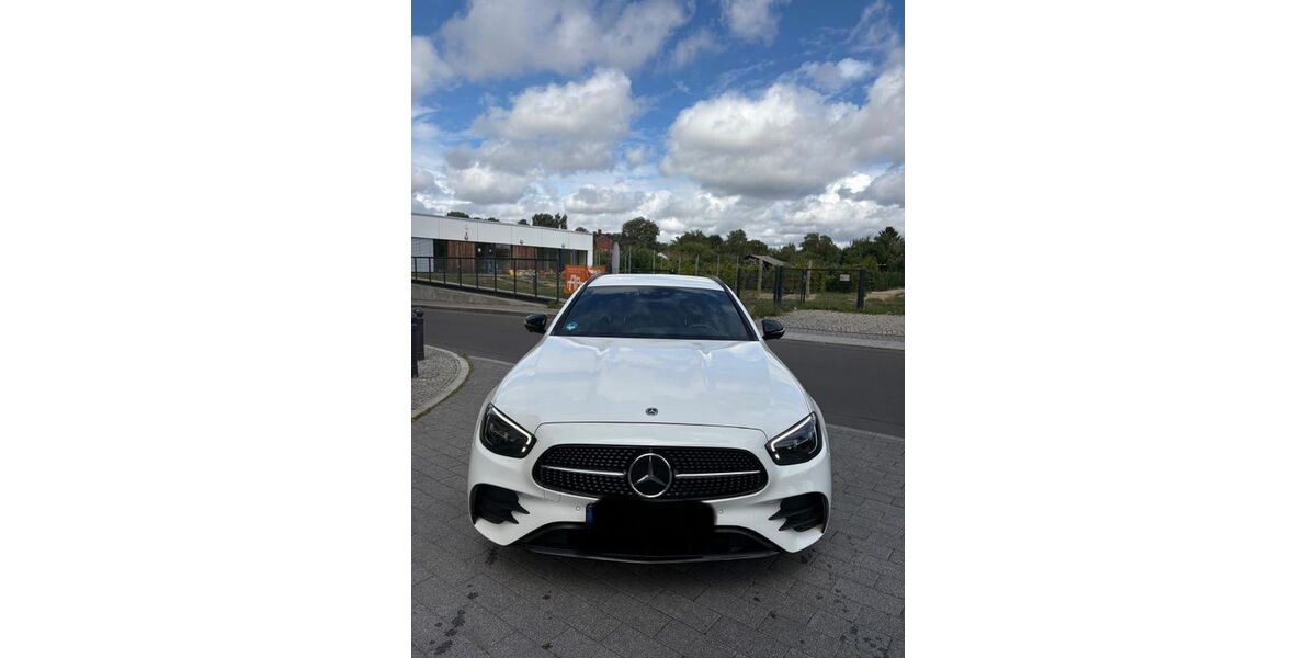 Mercedes-Benz E 300 112.000 km 24.500 &euro; Berlin 12103