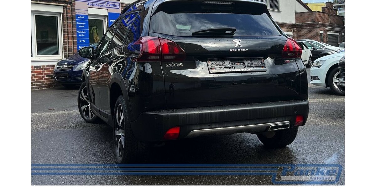 Peugeot 2008 1.2 PT 130 Allure*Pano*Navi*Leder*1-Hand* 79.035 km 10.990 &euro; Berlin 13187