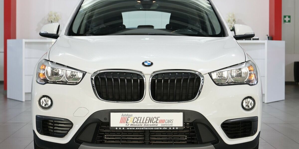 BMW X1 sDrive 18i Advantage WHITE / AUTOMATIK / 89.000 km 16.331 &euro; Hamm 59077