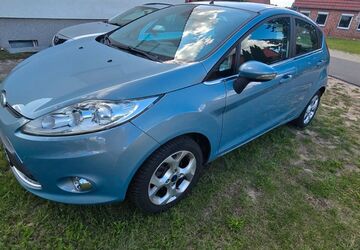 Ford Fiesta 78.629 km 5.300 &euro; Karstädt 19357