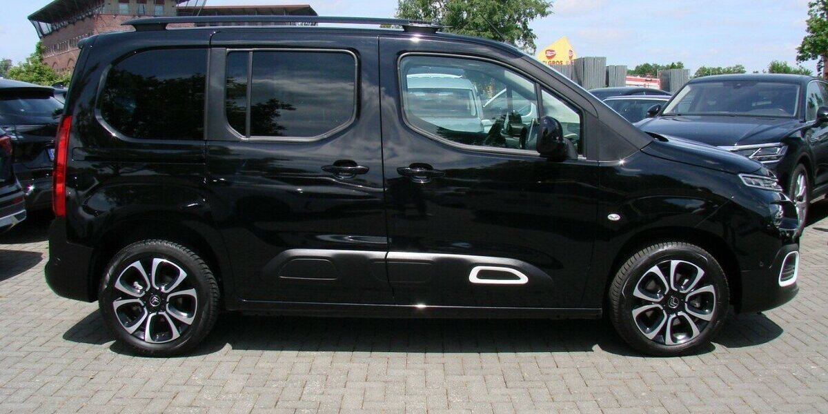 Citroen Berlingo 1.2 Turbo130 Shine M Kamera 180º 13.167 km 22.980 &euro; Falkensee 14612
