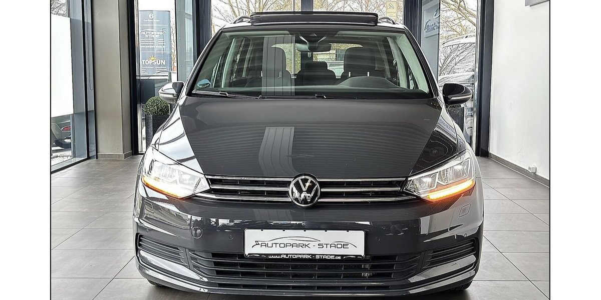 VW Touran 2.0 TDI DSG Pano Kamera ACC LED Massage 139.900 km 19.999 &euro; Stade 21682