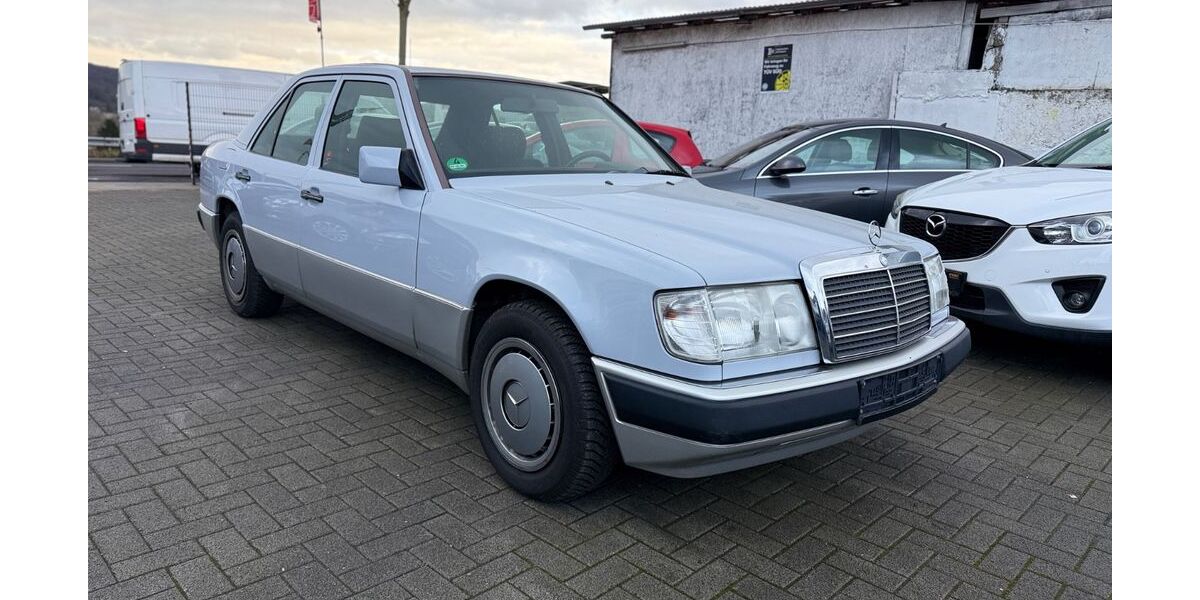 Mercedes-Benz 200 376.800 km 8.599 &euro; Bonn 53179