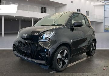 Smart ForTwo 15.211 km 11.900 &euro; Berlin 13405