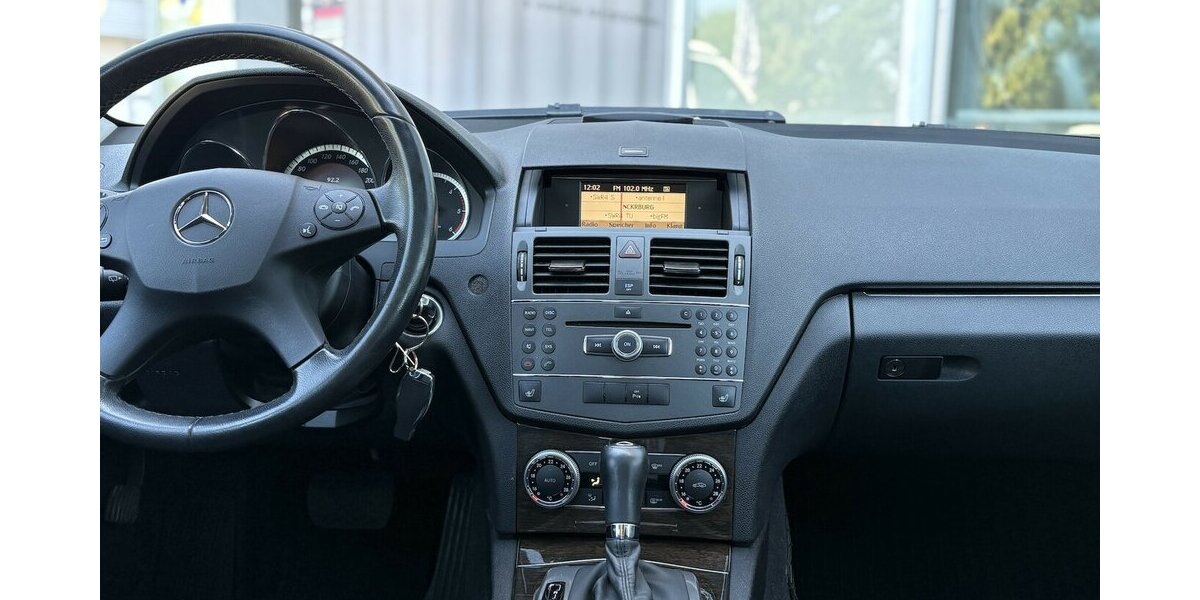Mercedes-Benz C 220 CDI BlueEfficiency SCHIEBEDACH/NAVI/SHZ 132.163 km 12.900 &euro; Villingen-Schwenningen 78054
