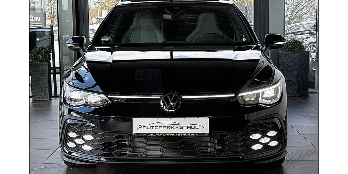 VW Golf VIII GTD LED Pano Kamera VirtualCockpit ACC 49.999 km 32.290 &euro; Stade 21682