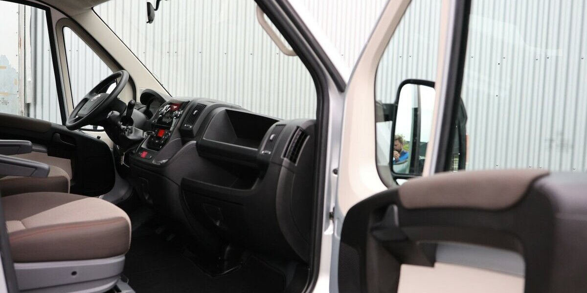 Fiat Ducato 2.3 140 MJT L2H2 / 9-SITZER / ROLLSTUHL 17.000 km 33.333 &euro; Hamm 59077