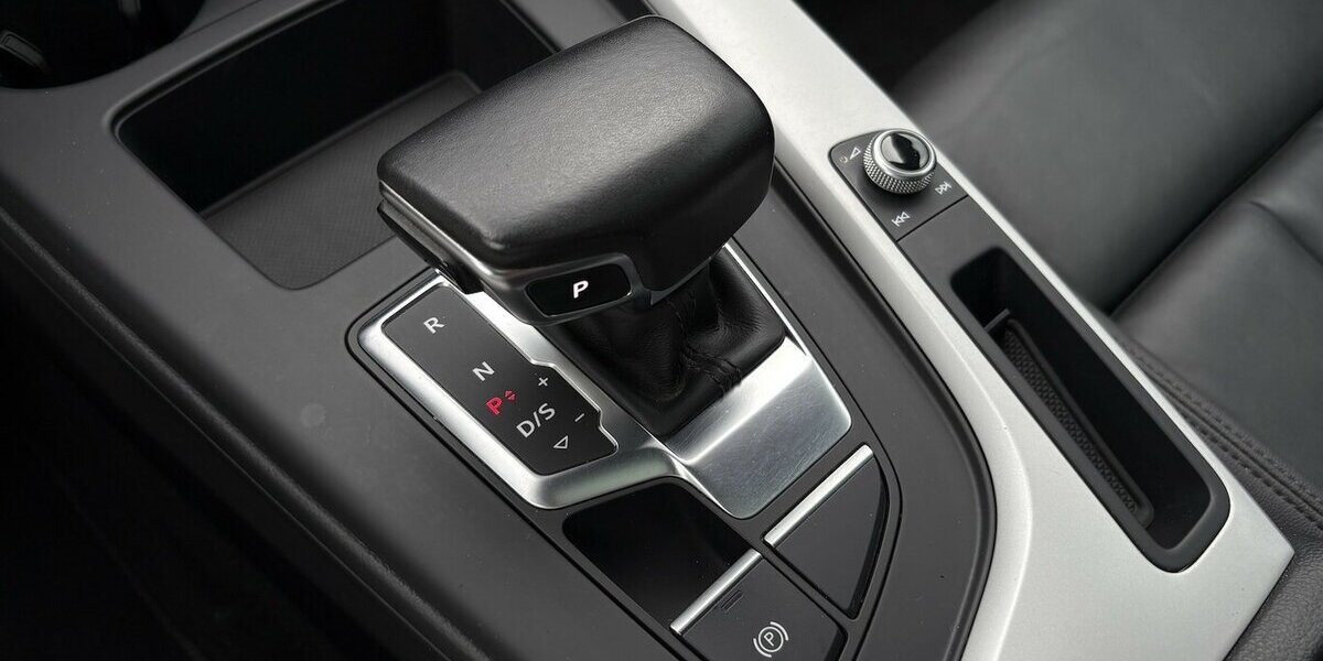 Audi A4 Allroad 40 TDI MASSAGE/PANO/MEMORY/CARPLAY 96.690 km 25.800 &euro; Villingen-Schwenningen 78054