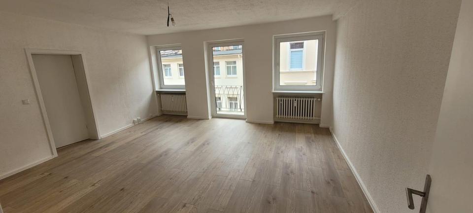 Etagenwohnung Helmstedt - 5 Zimmer, 112 m&sup2;, 896&euro; | Angebot:26134850