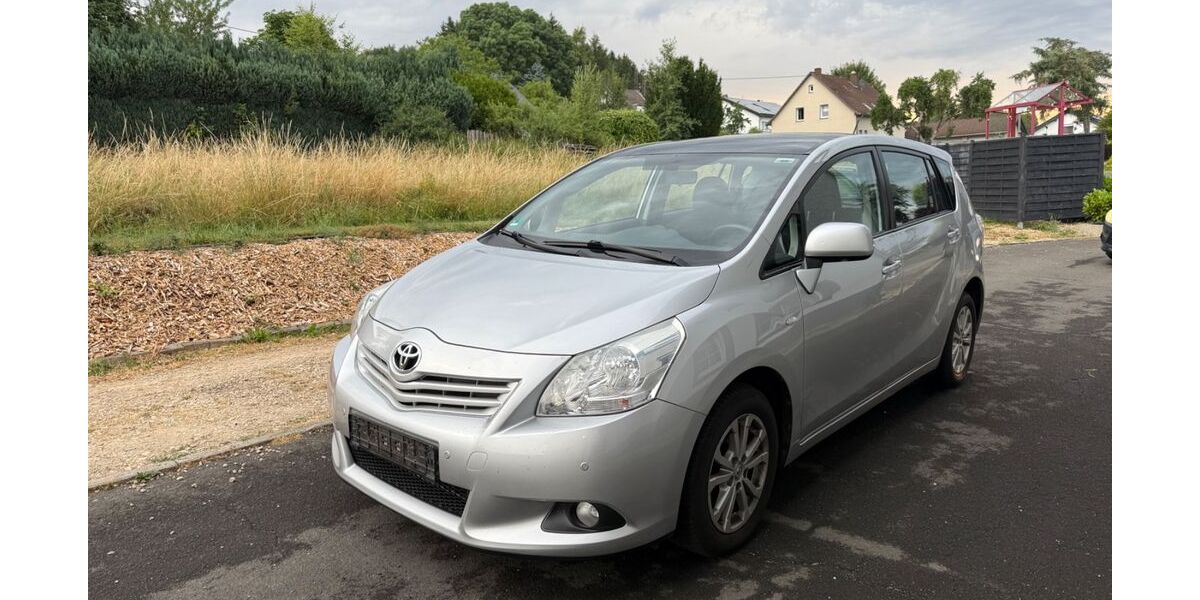 Toyota Verso 169.870 km 4.890 &euro; Bleialf 54608
