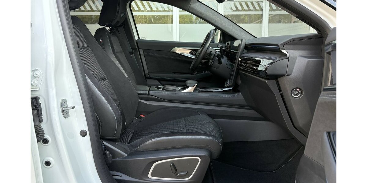 Renault Austral Iconic Esprit Alpine 360°/CARPLAY/NAVI 45.964 km 24.800 &euro; Villingen-Schwenningen 78054