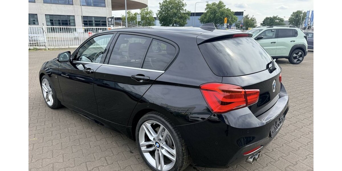 BMW 120 d-A M-Sport Leder/Kamera/Glasdach 134.000 km 16.499 &euro; Frankfurt 60386