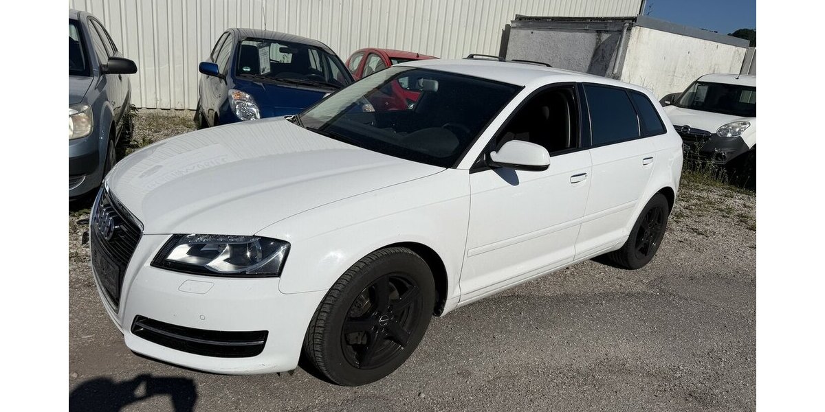 Audi A3 2.0 TDI Attraction Xenon SHZ Motorschaden 140.900 km 3.000 &euro; Altdorf 84032