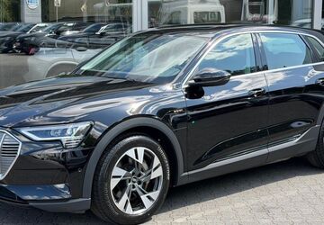 Audi e-tron 35.000 km 34.950 &euro; Dieburg 64807